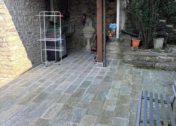 Ester Lakehouse, Graziosa Casa Indipendente