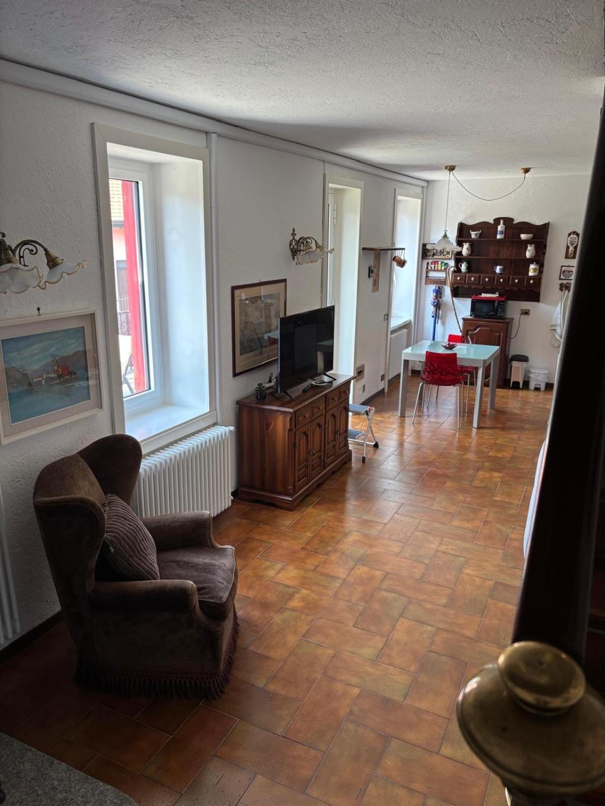 Ferienhaus Ester Lakehouse, Graziosa Casa Indipendente